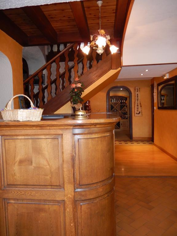 Готель Le Relais De L'Aubrac Насбіналь Екстер'єр фото