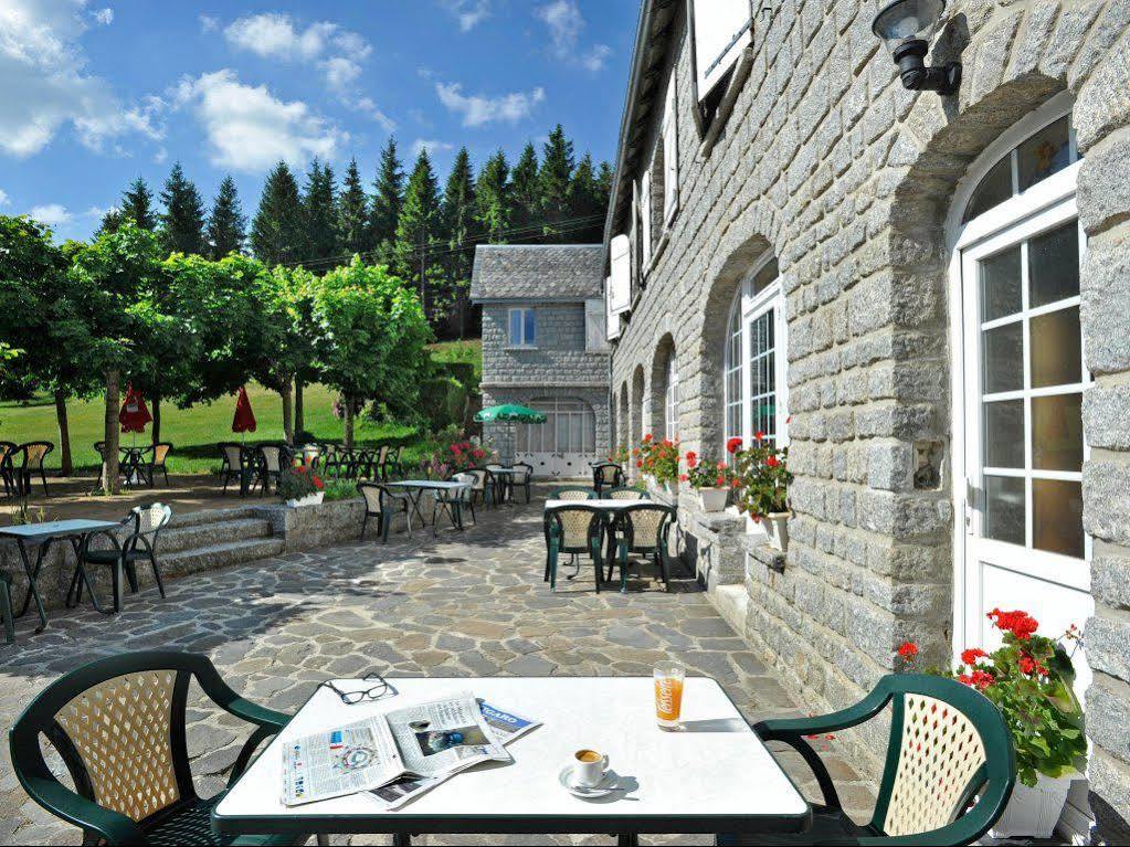 Готель Le Relais De L'Aubrac Насбіналь Екстер'єр фото